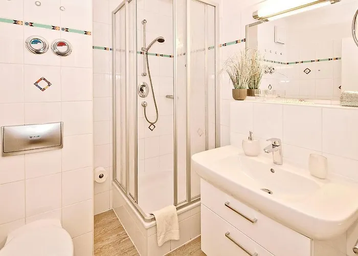 Strand-park Strand-park 305 *